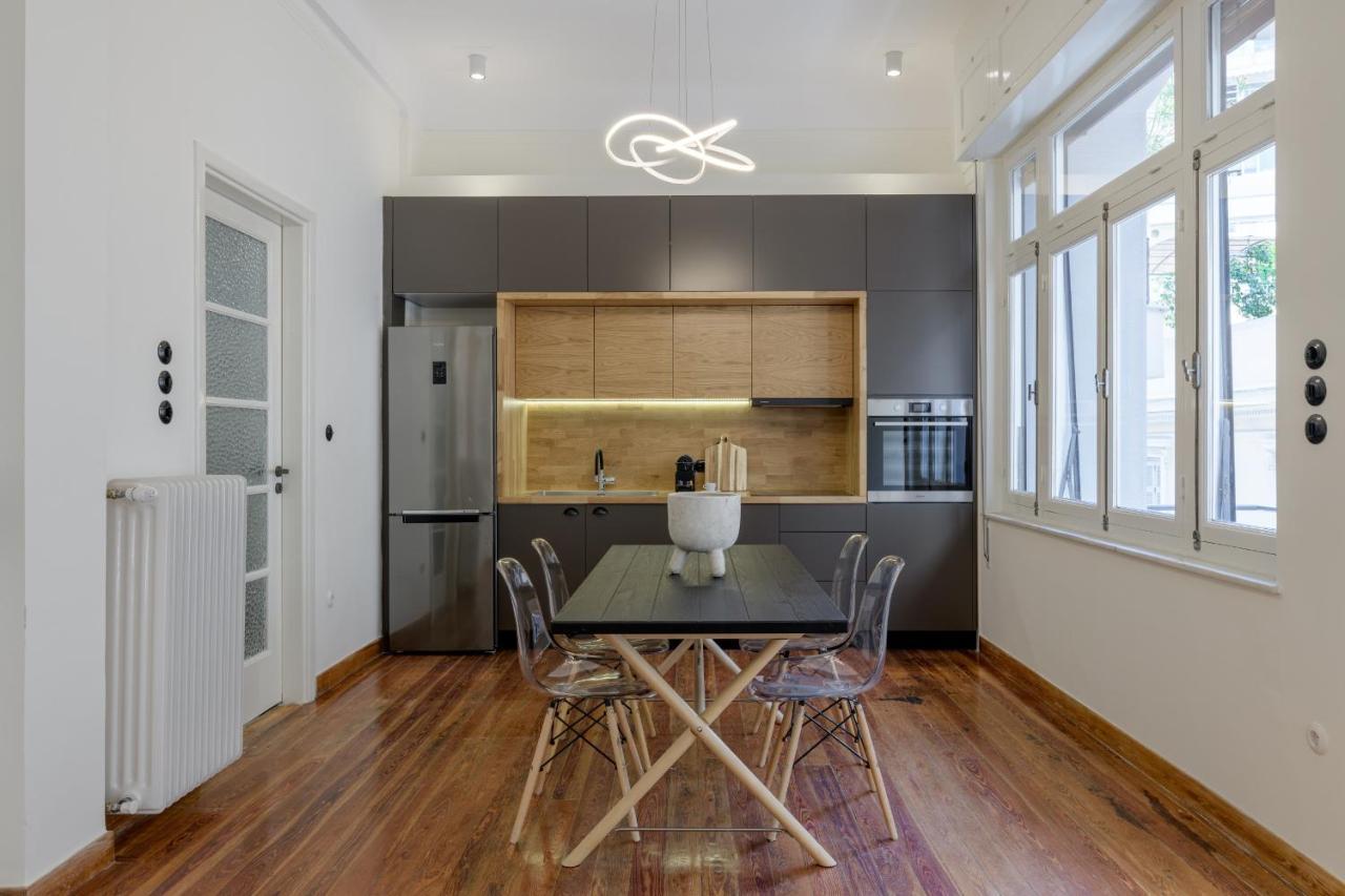 3Bdr Modern Design & Bright Interiors In Plaka Apartment Athens Exterior photo